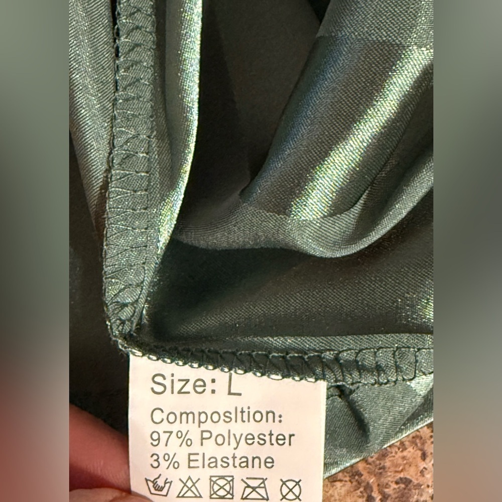 NWOT Womens Satin Feel Pajama Set Size Large Green Striped Contrast Elastic - Picture 8 of 14